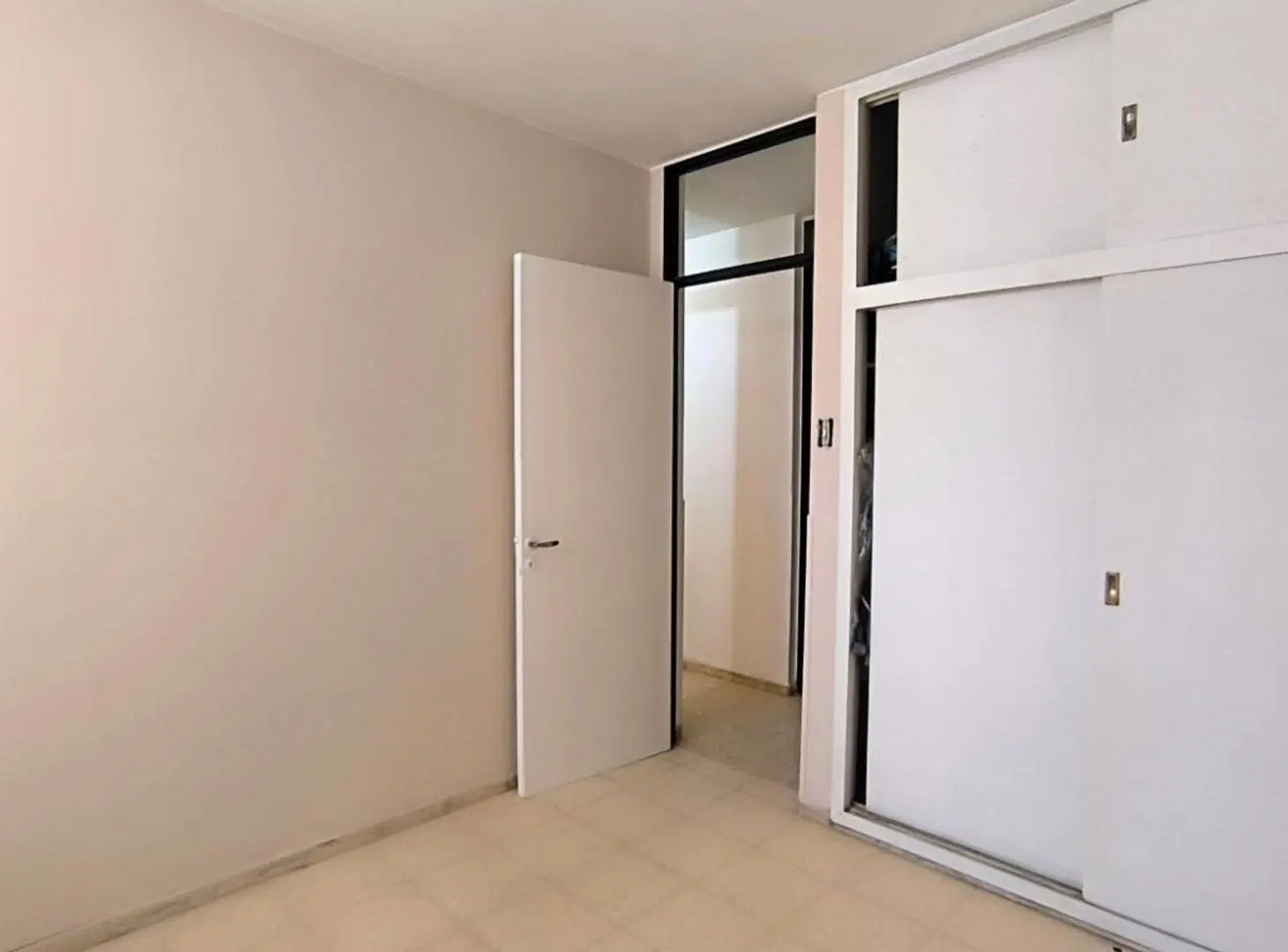 VENTA CASA BARRIO SUPE CALLE CHICLANA GODOY CRUZ 4