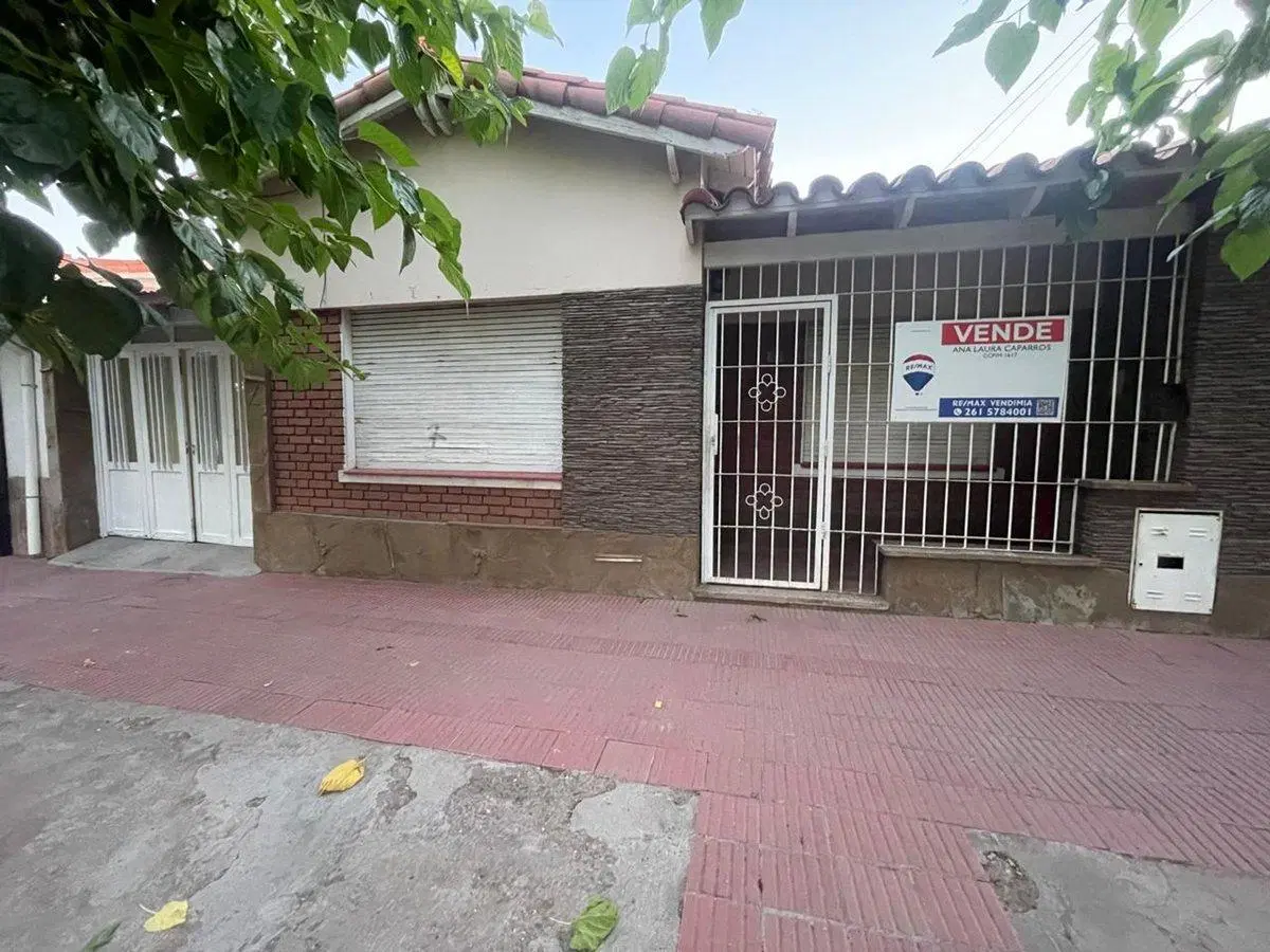 REMAX VENDE CASA Y DEPTO , EXCELENTE ZONA DE MAIPU 5