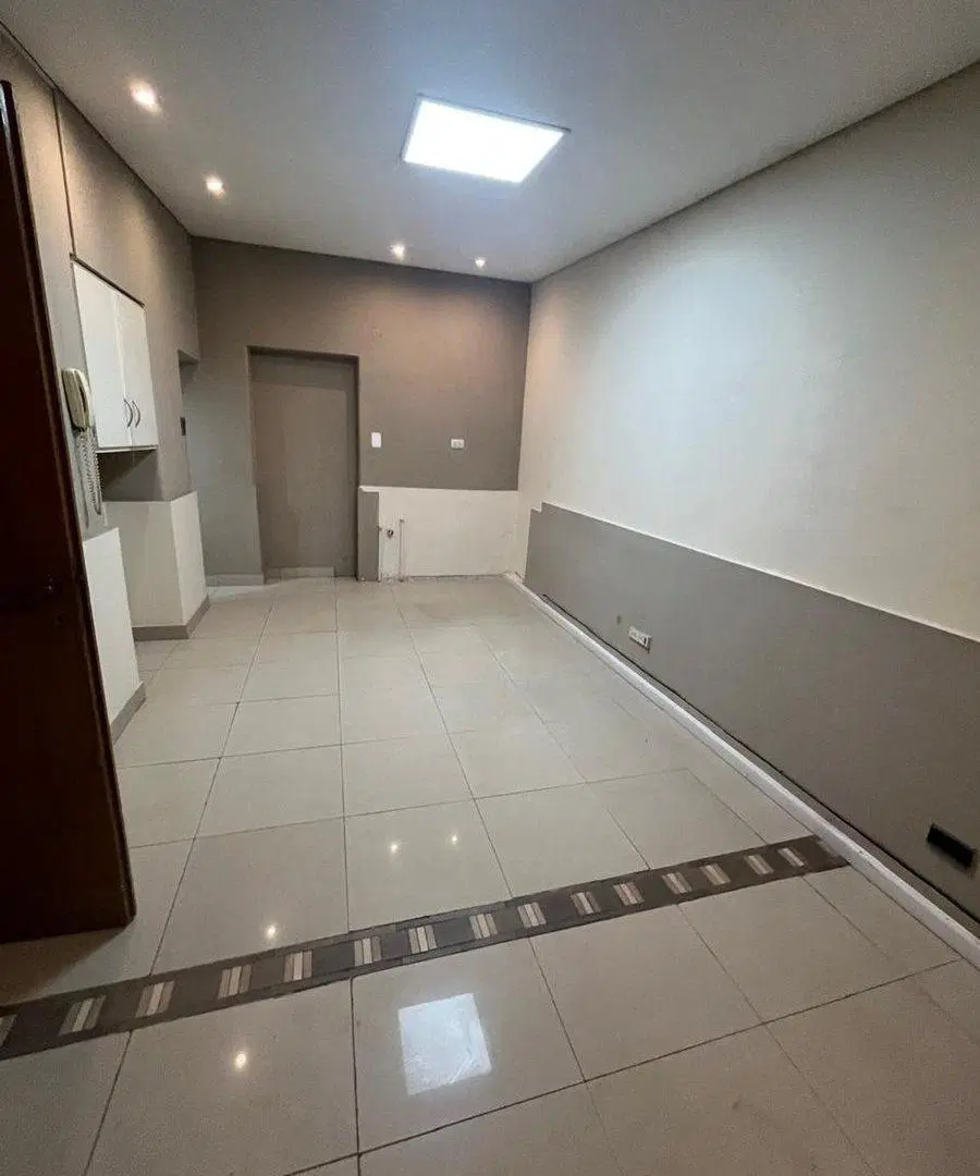CASA 8 HABITACIONES+ 4 BAÑOS, CIUDAD DE MENDOZA 2