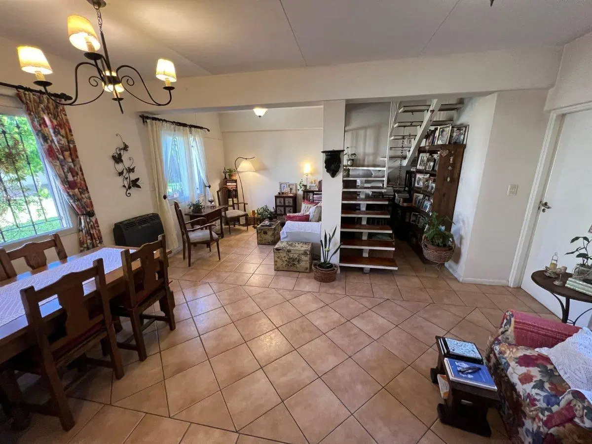 DÚPLEX COMPLEJO CERRADO, 3 DORM EN DORREGO, GLLÉN 4