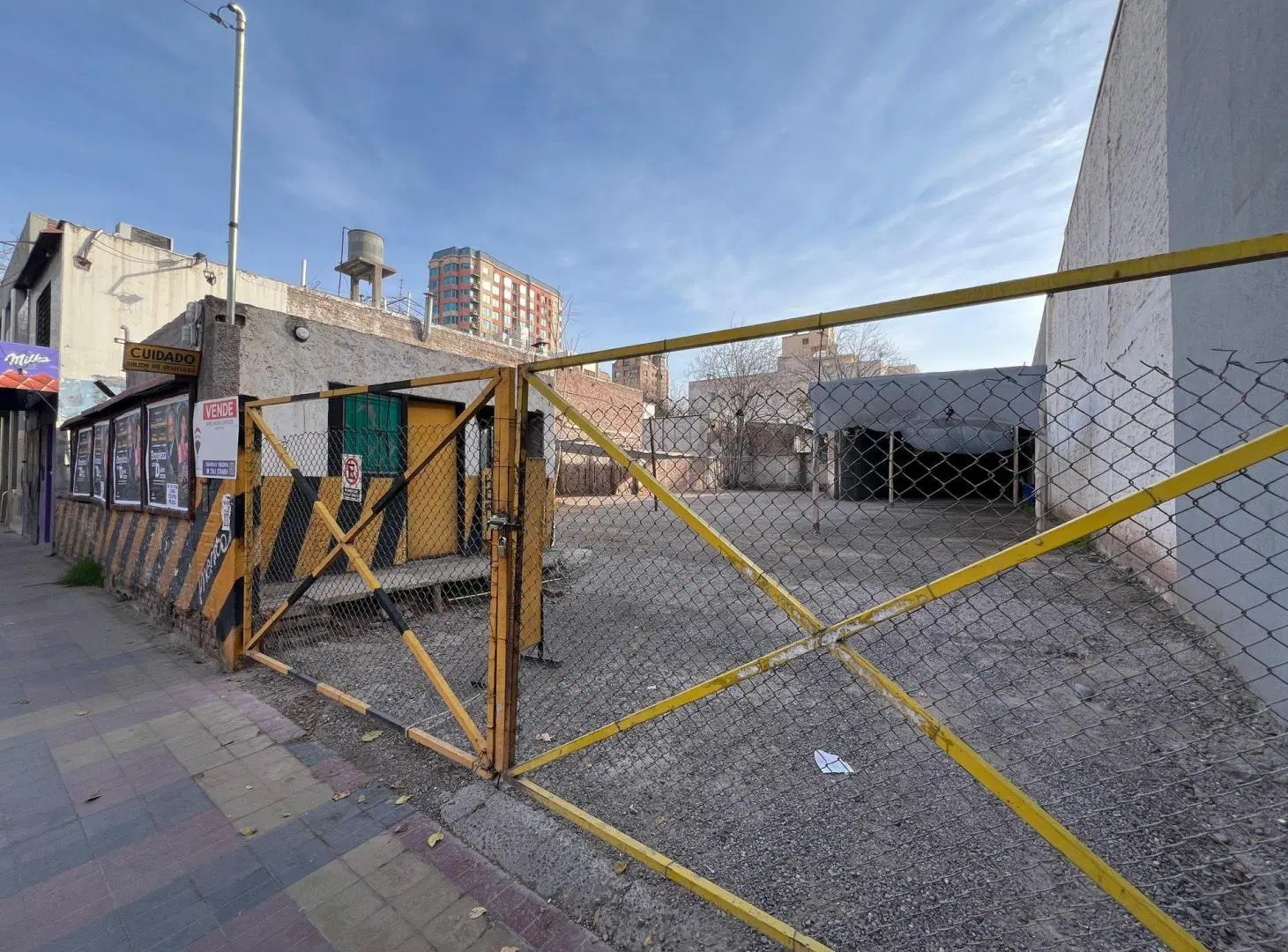 TERRENO SOBRE CALLE PATRICIAS,CIUDAD DE MENDOZA 3