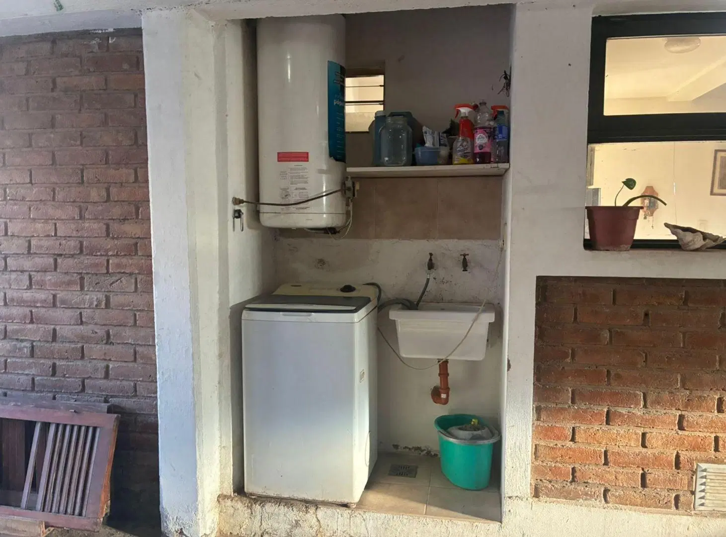 VENTA DE CASA EN BARRIO NATANIA 23 - GUAYMALLÉN 4