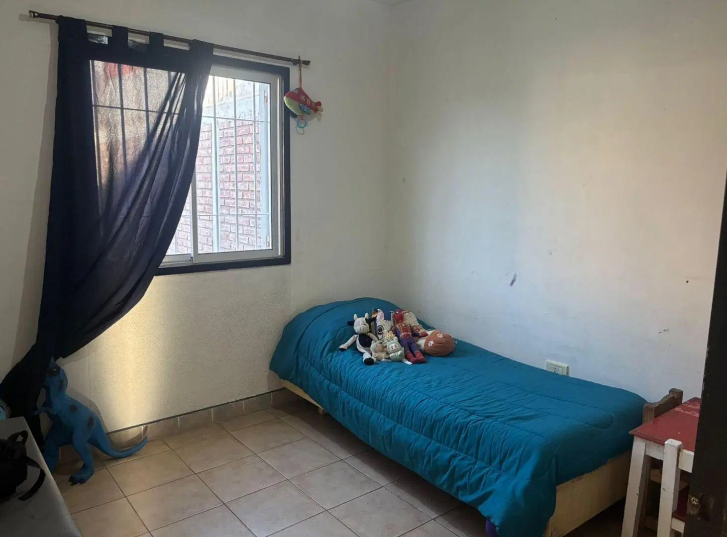 VENTA DE CASA EN BARRIO NATANIA 23 - GUAYMALLÉN 2
