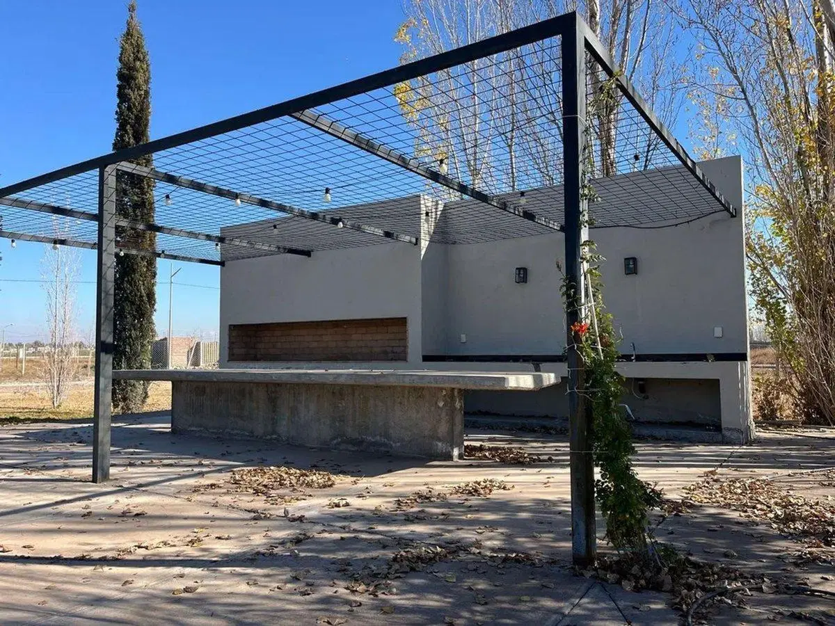 VENTA  LOTE EN BARRIO PRIVADO ÁLAMOS EN MAIPÚ 5