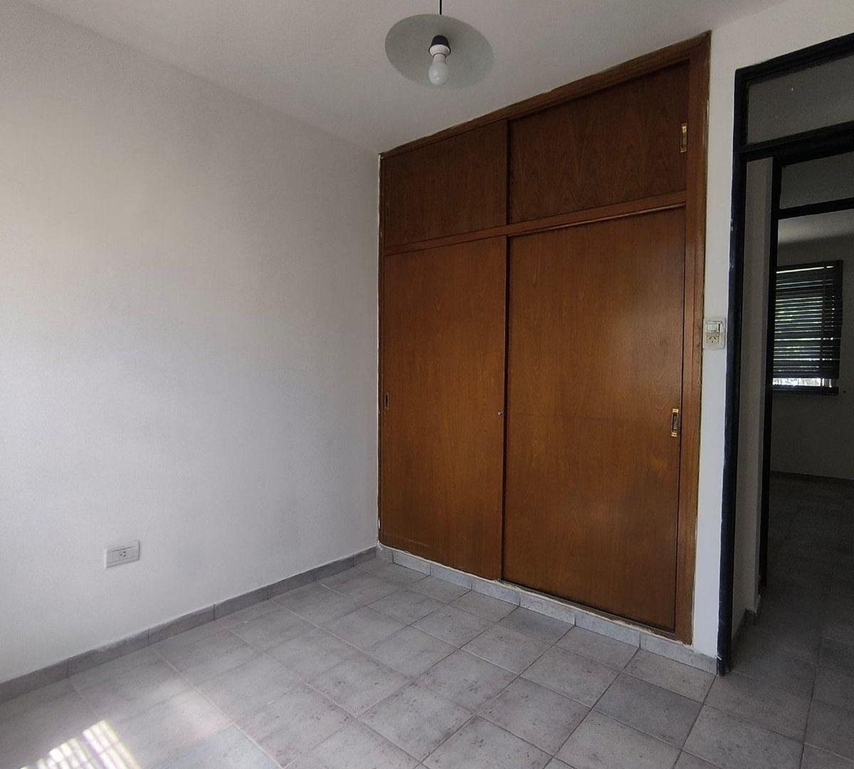 Foto de VENTA DEPARTAMENTO-CEMENTISTA I- LAS HERAS, imagen 2