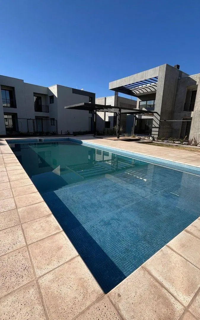 DEPARTAMENTO EN VENTA  COMPLEJO TERRUAR LUJAN 8