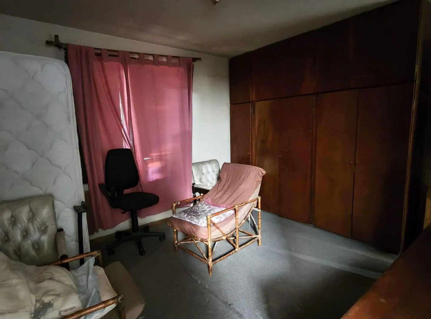Venta Casa dos Plantas B° Parque Drumond 8