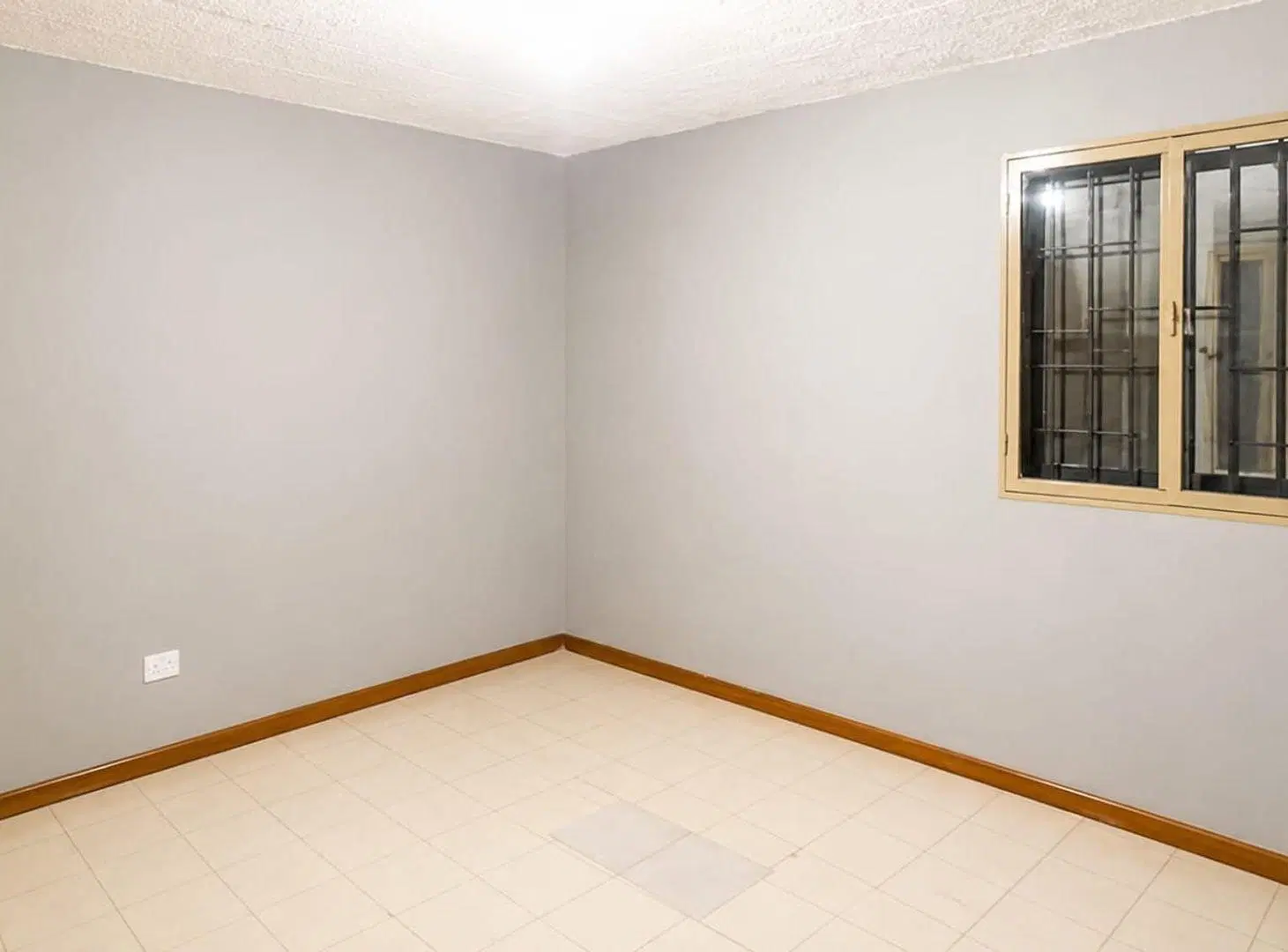 DEPARTAMENTO EN MONOBLOCK LAS HERAS 4