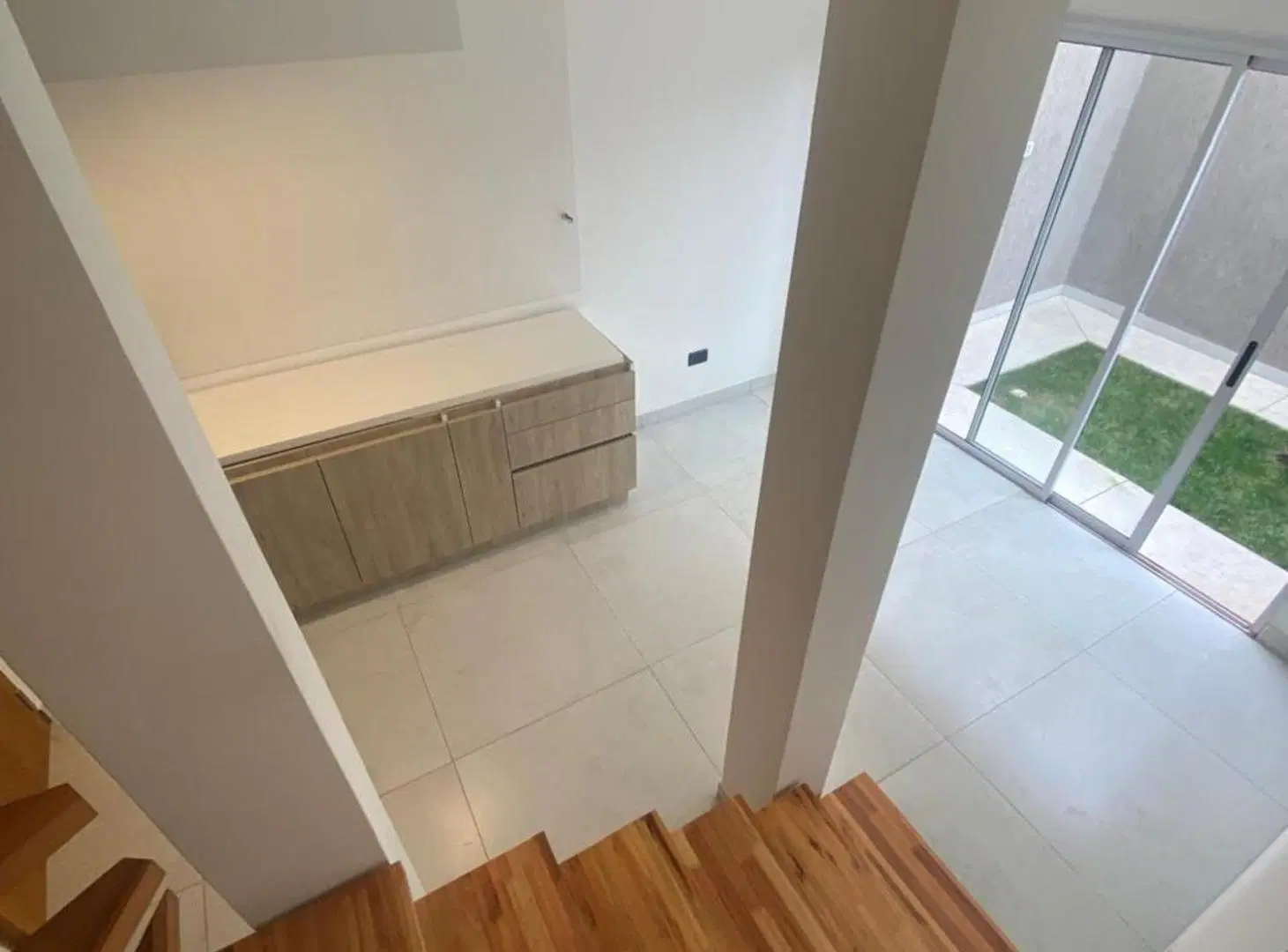 VENDO DUPLEX A ESTRENAR LUZURIAGA 3