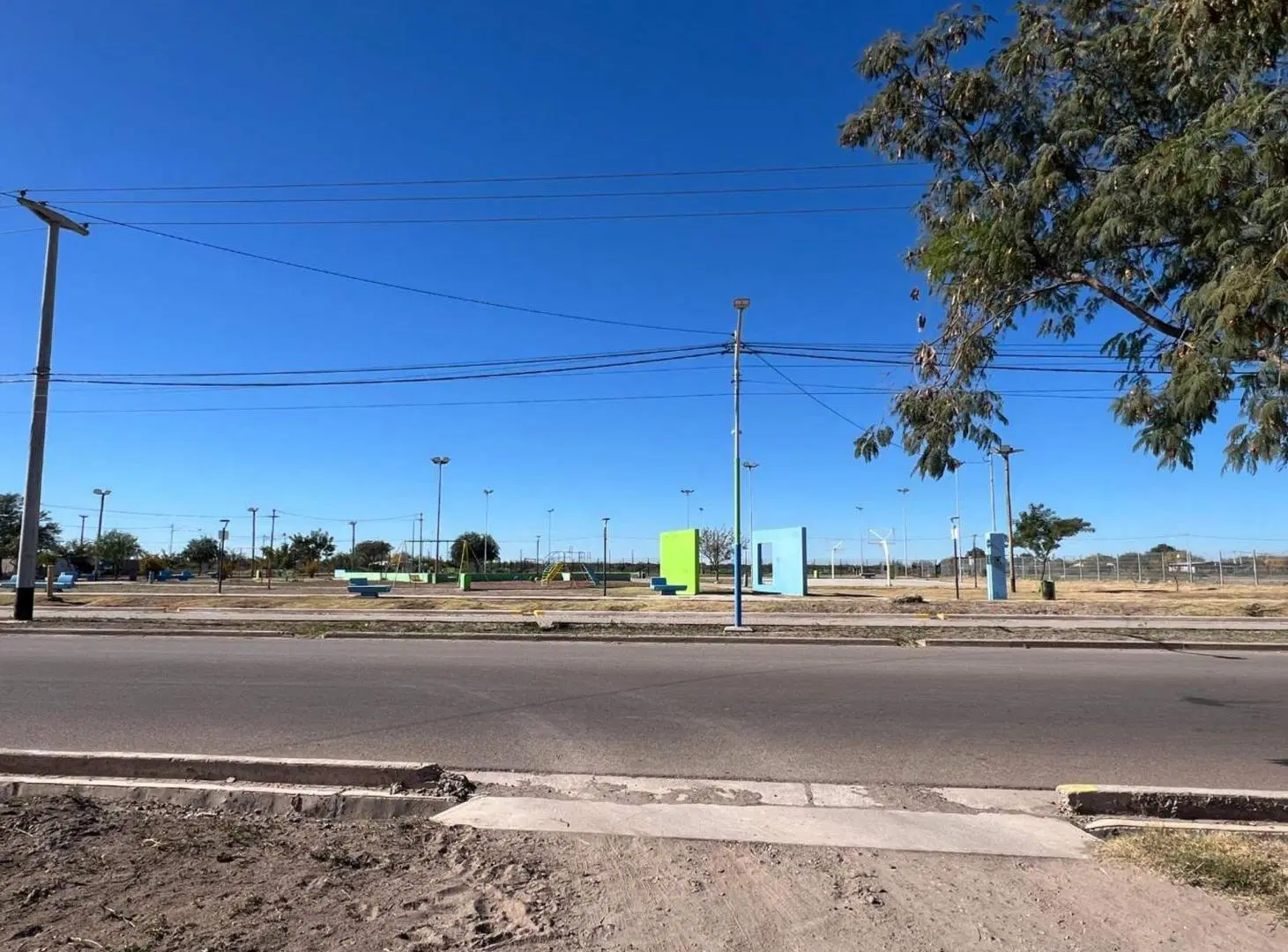 VENTA CASA BOGGERO LA PAZ RIVADAVIA OPORTUNIDAD 3