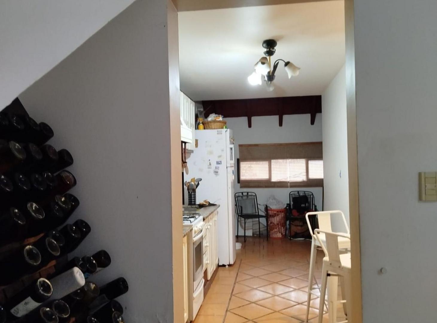 Foto de VENTA CASA EXCELENTE CATEGORIA EN SAN MARTIN, imagen 2