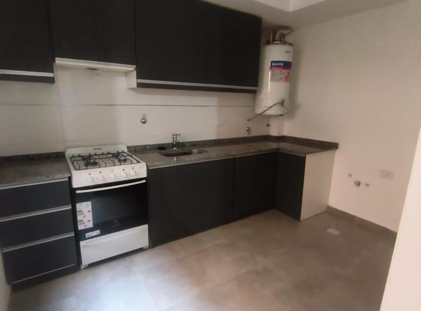 Foto de DEPTO 2 DORMITORIOS, PLANTA ALTA. RINCÓN VENETO, imagen 3