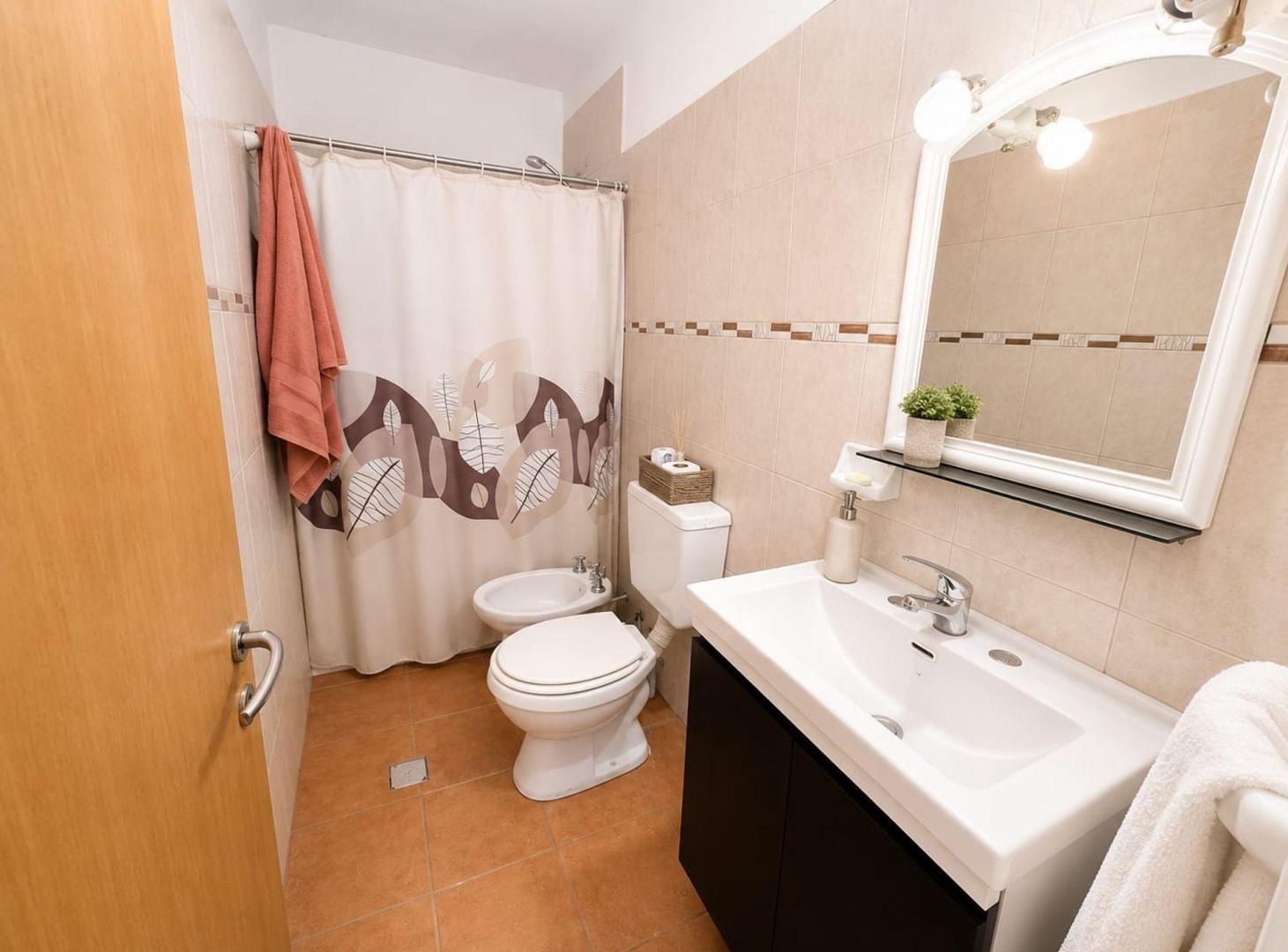 Foto de CASA IMPONENTE EN ESQUINA LUZURIAGA MAIPU, imagen 3
