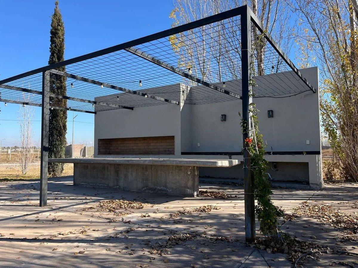 Foto de VENTA LOTE EN BARRIO PRIVADO ÁLAMOS EN MAIPÚ, imagen 4