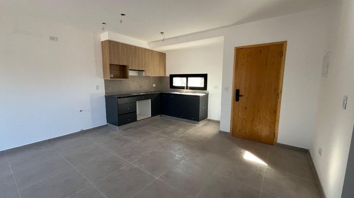 Foto de DEPARTAMENTO EN VENTA COMPLEJO TERRUAR LUJAN, imagen 3