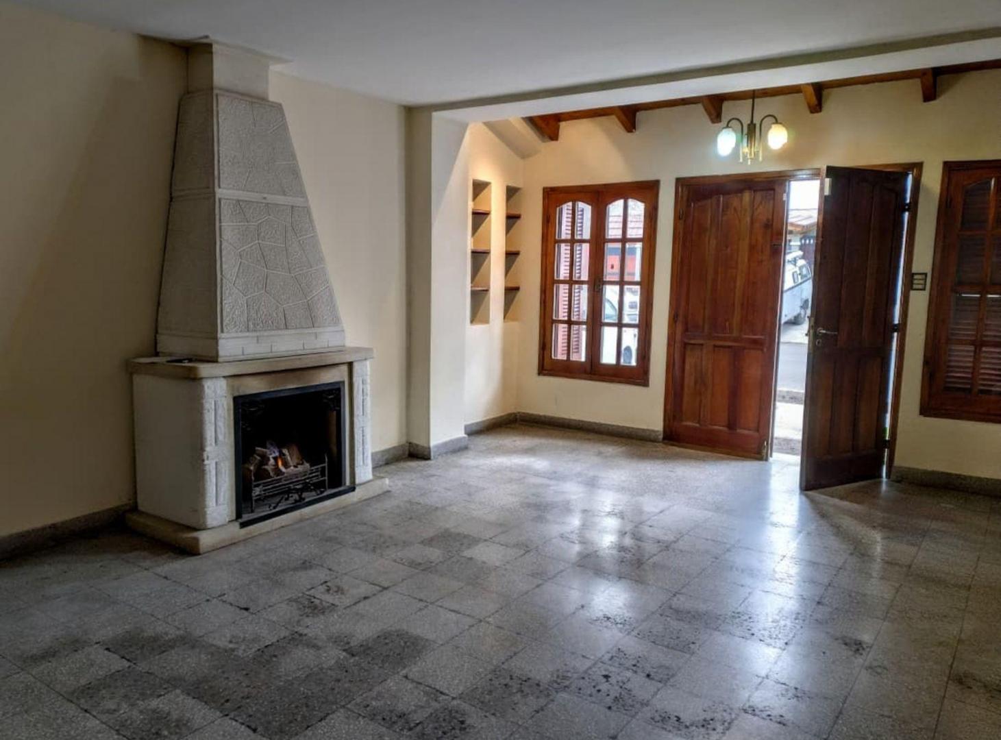 Foto de Remax Vende Casa Barrio San Eduardo, imagen 1