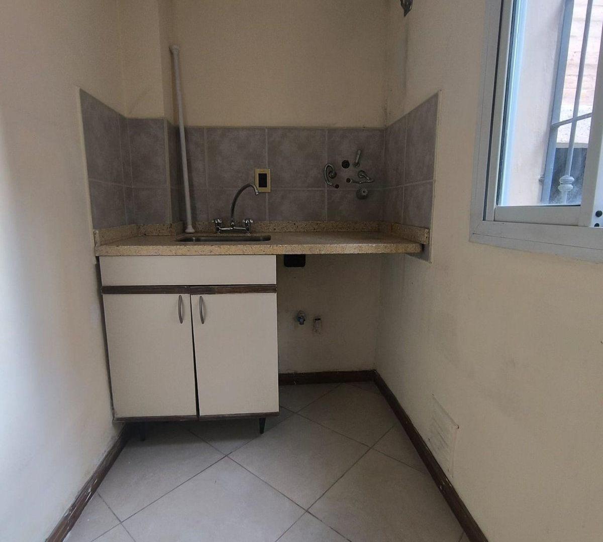 Foto de VENTA DE DUPLEX COMPLEJO CERRADO, CIUDAD MENDOZA, imagen 4