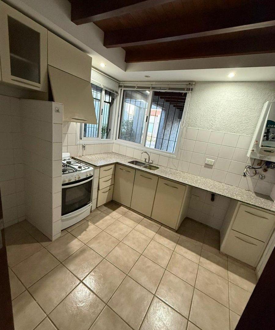Foto de VENTA CASA HERMOSA EN LA CONSULTA, imagen 5