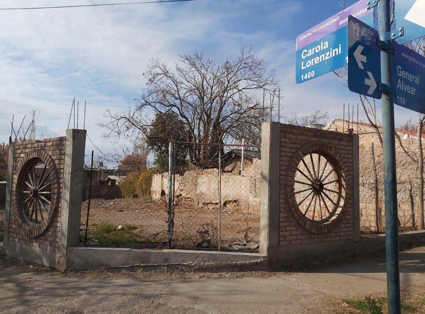 Foto de REMAX VENDIMIA VENDE EXCELENTE LOTE EN GODOY CRUZ, imagen 4