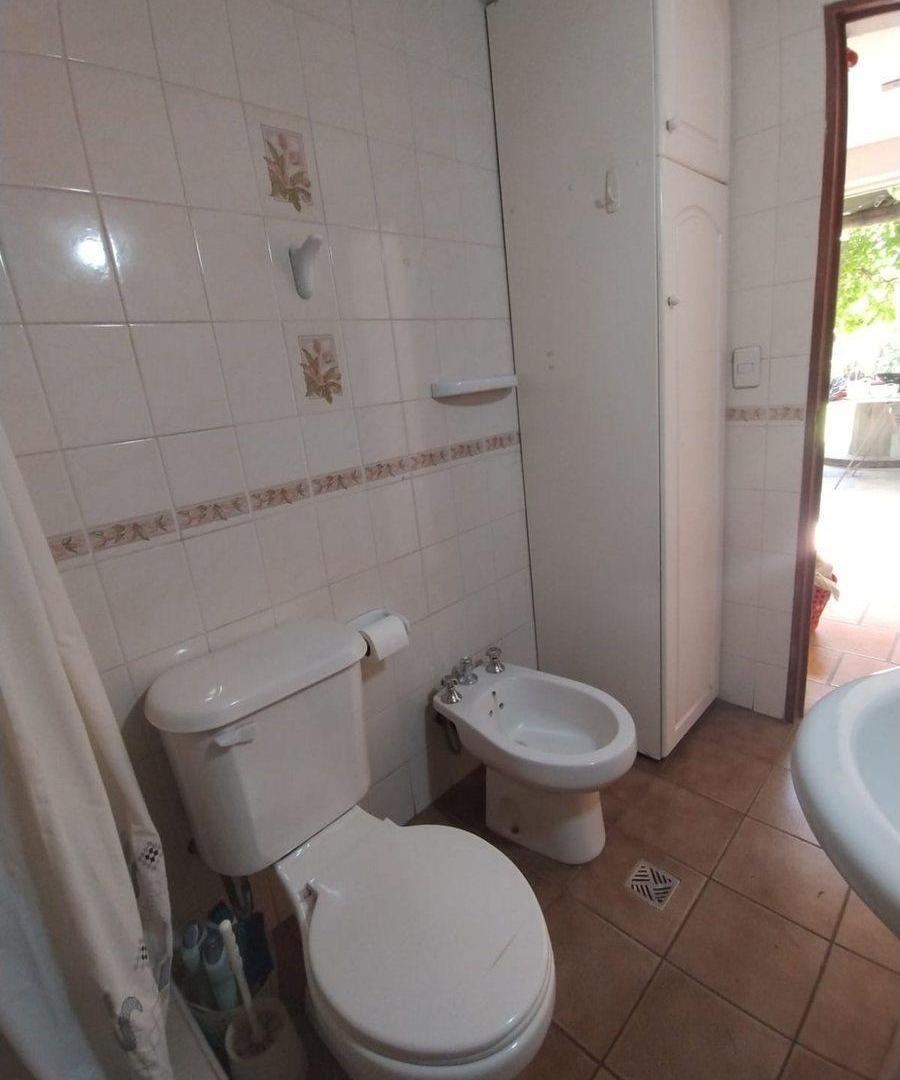 Foto de CASA B° SOLARES DEL PLATA, 3 DOM+ PISCINA+QINCHO., imagen 4
