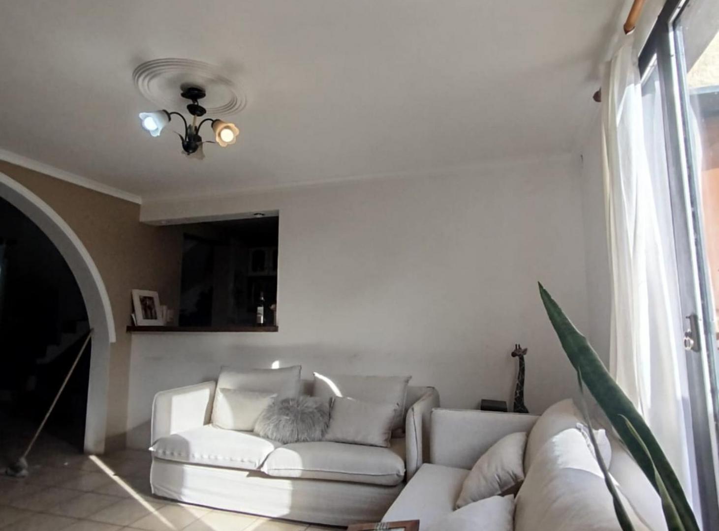 Foto de VENTA CASA EXCELENTE CATEGORIA EN SAN MARTIN, imagen 3