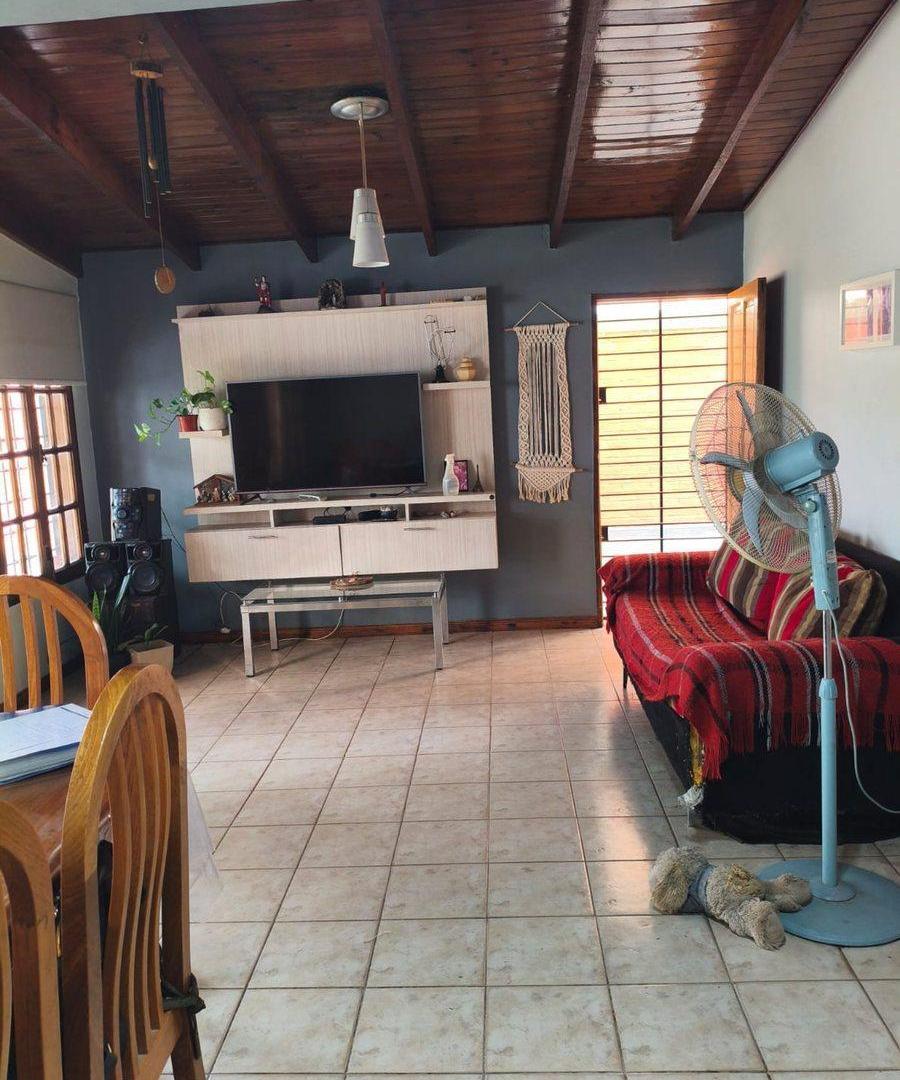 Foto de CASA 3 DORM, 2DO BARRIO VIALIDAD, GUAYMALLÉN, MZA, imagen 2