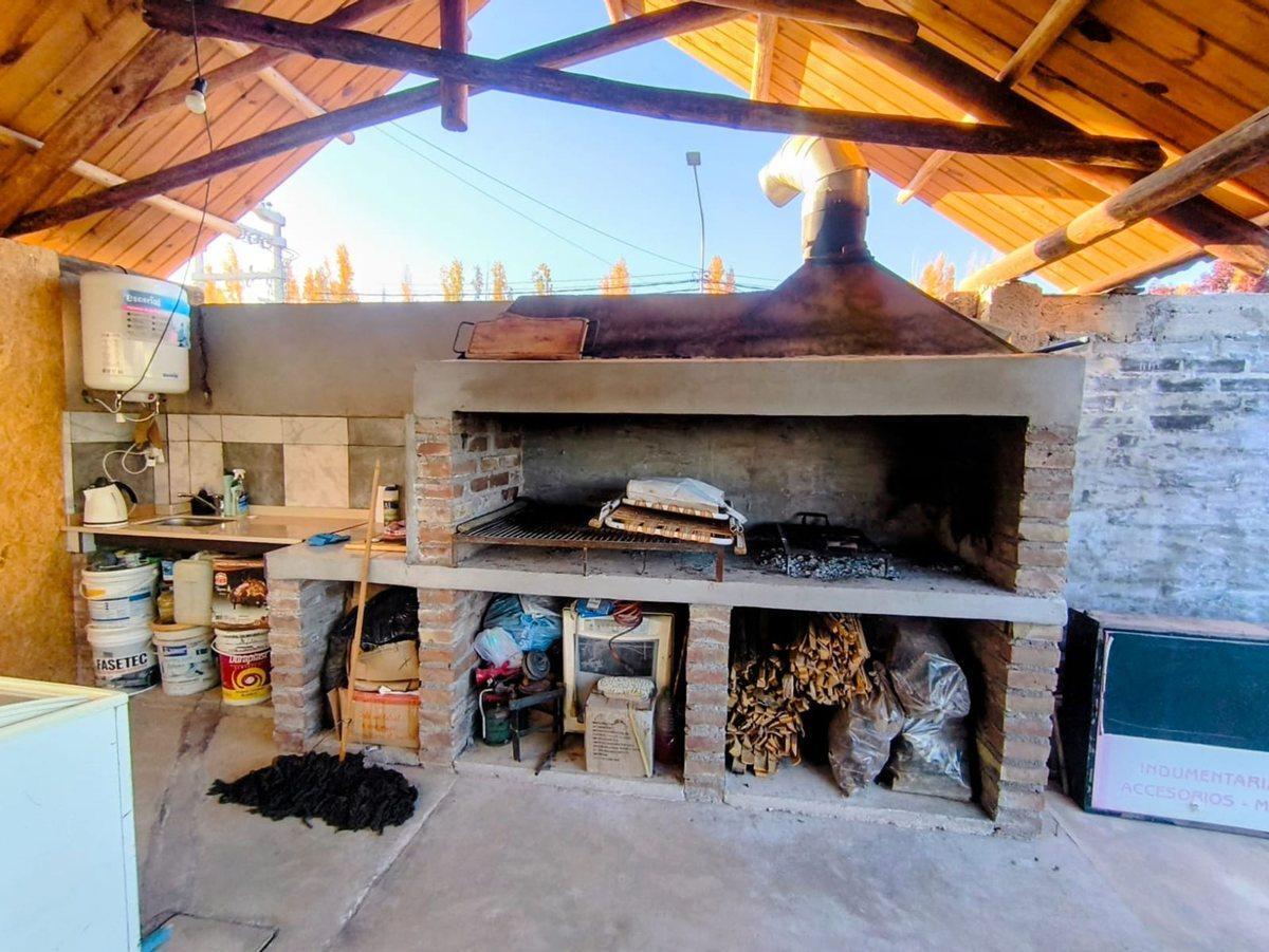 Foto de LOTE CON QUINCHO Y BAÑOS, B MARQUÉS DE RUSSELL., imagen 1