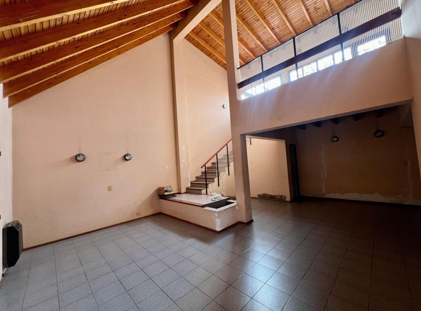 Foto de VENTA CASA AMPLIA ,3 DORMITORIOS, DORREGO, GLLÉN, imagen 4