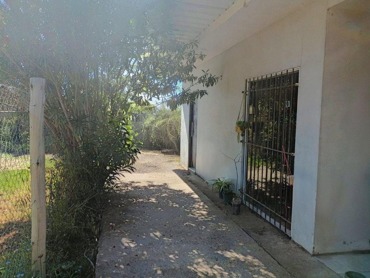 Foto de VENTA DE CASA EN LAVALLE A METROS RUTA NACIONAL 40, imagen 2