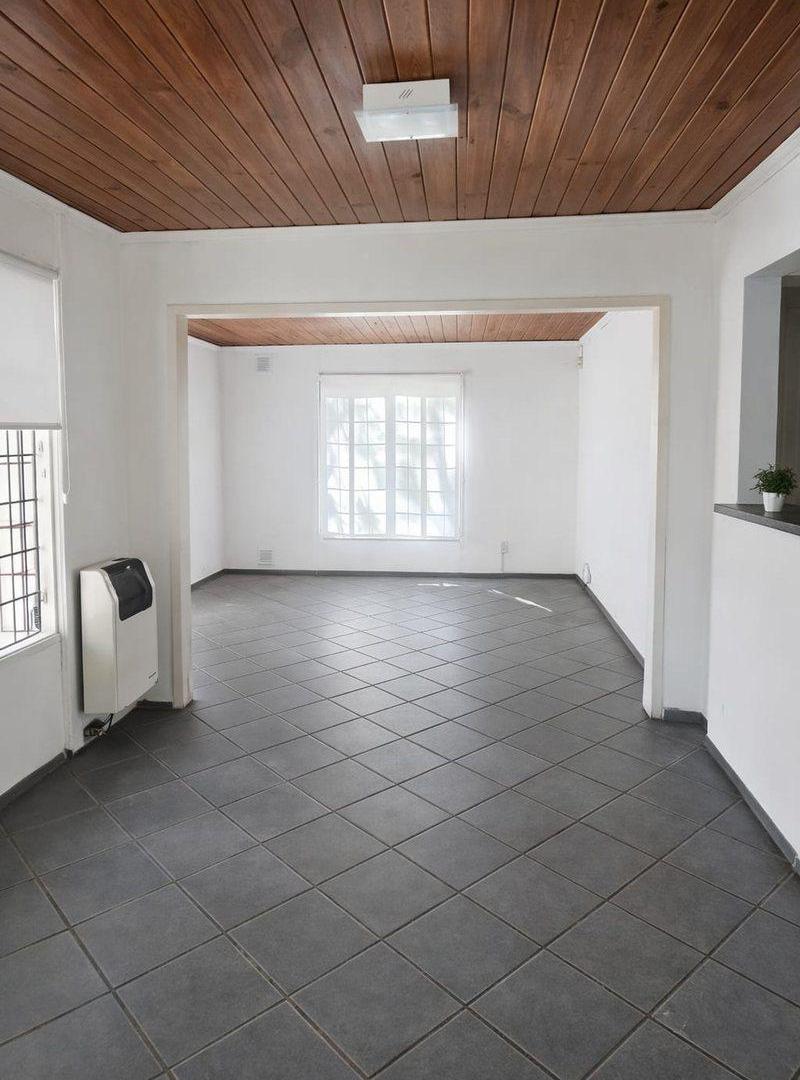 Foto de PARQUIZADO,CASA Y PILETA EN VENTA VISTALBA, imagen 5