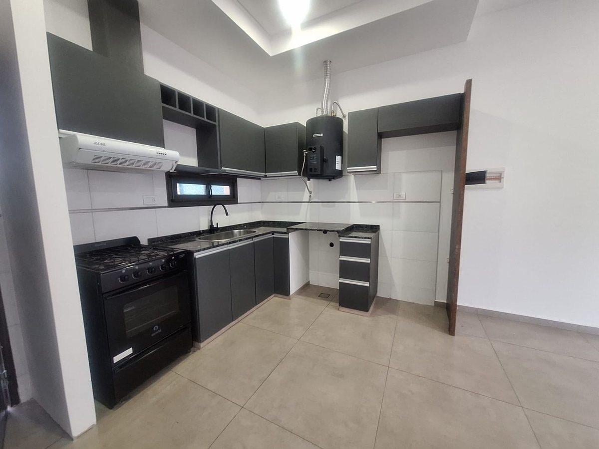 Foto de CASA DE DOS DORMITORIOS, PINAR 5, MAIPÚ, imagen 2