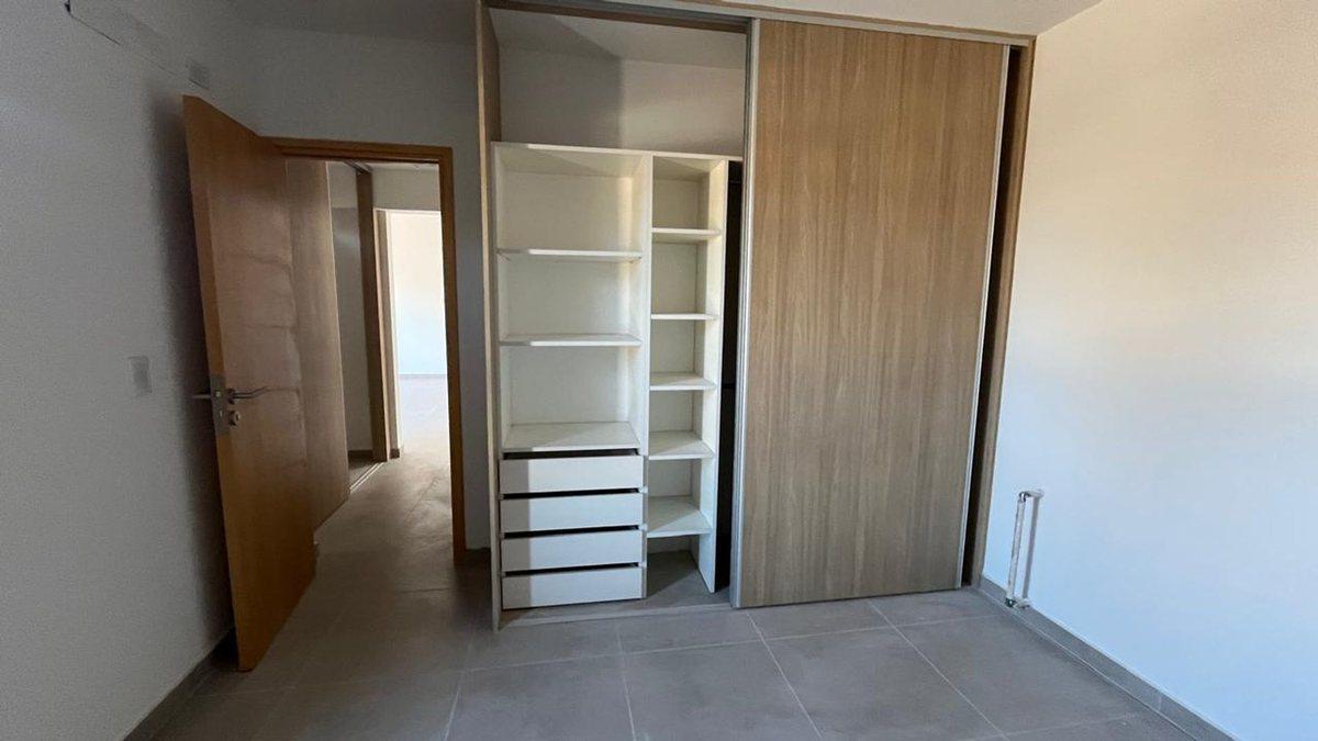Foto de DEPARTAMENTO EN VENTA P.B COMPLEJO TERRUAR LUJAN, imagen 4