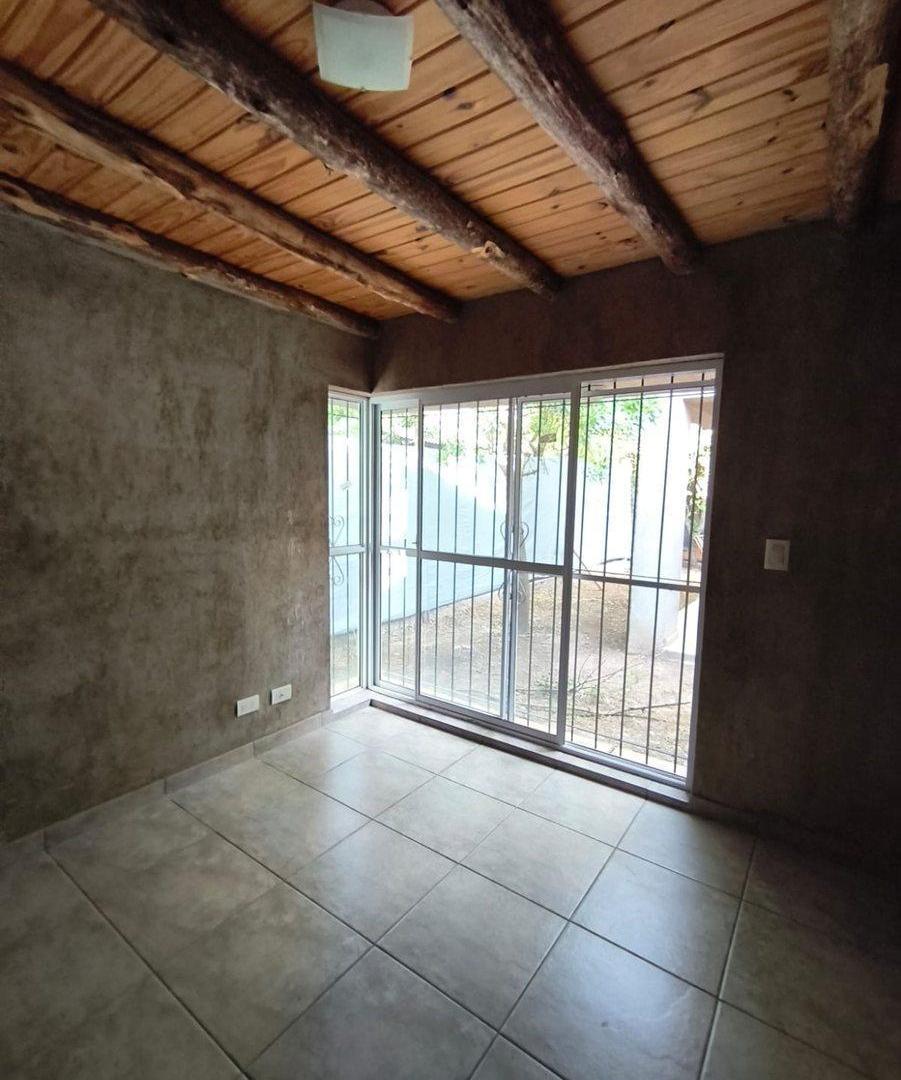 Foto de CASA EN VENTA EN VISTALBA (LIMITE LAS COMPUERTAS), imagen 5