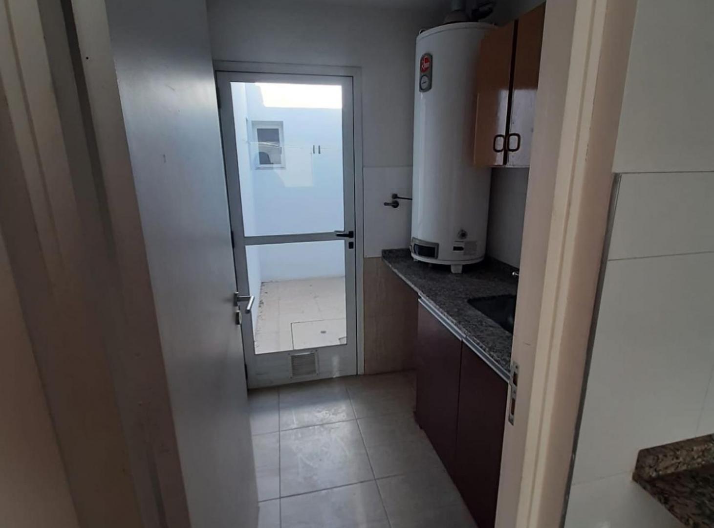 Foto de ALQUILER DE CASA BARRIO RINCON DE DRUMOND, imagen 1
