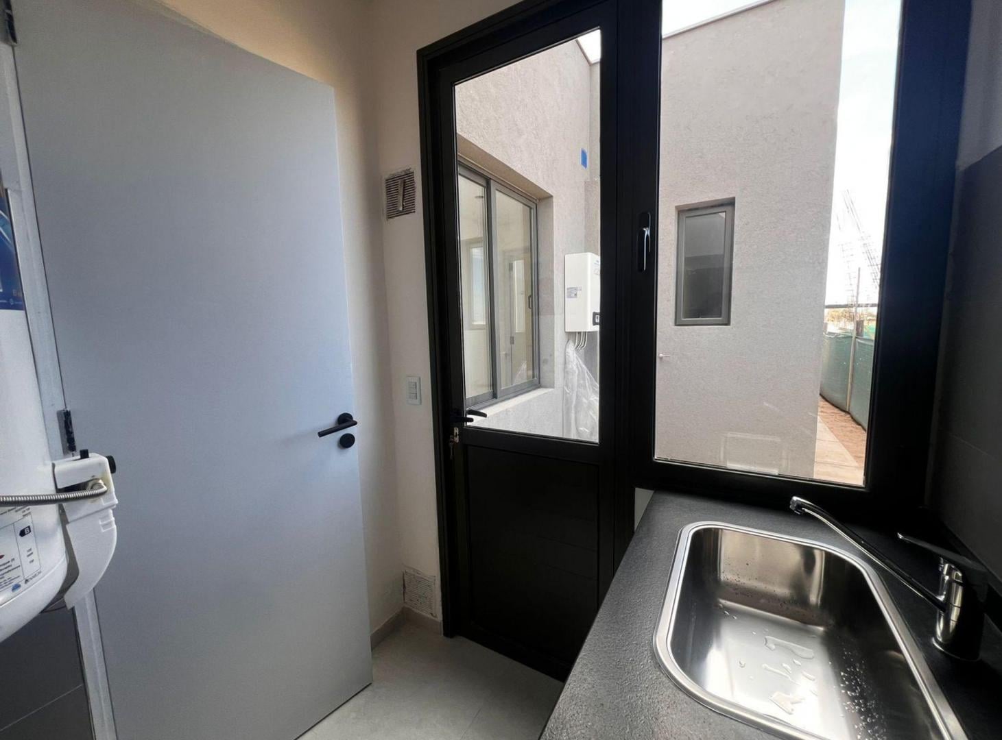 Foto de VENTA CASA DE CATEGORÍA EN ALMA GARDENIA - LUJÁN, imagen 4