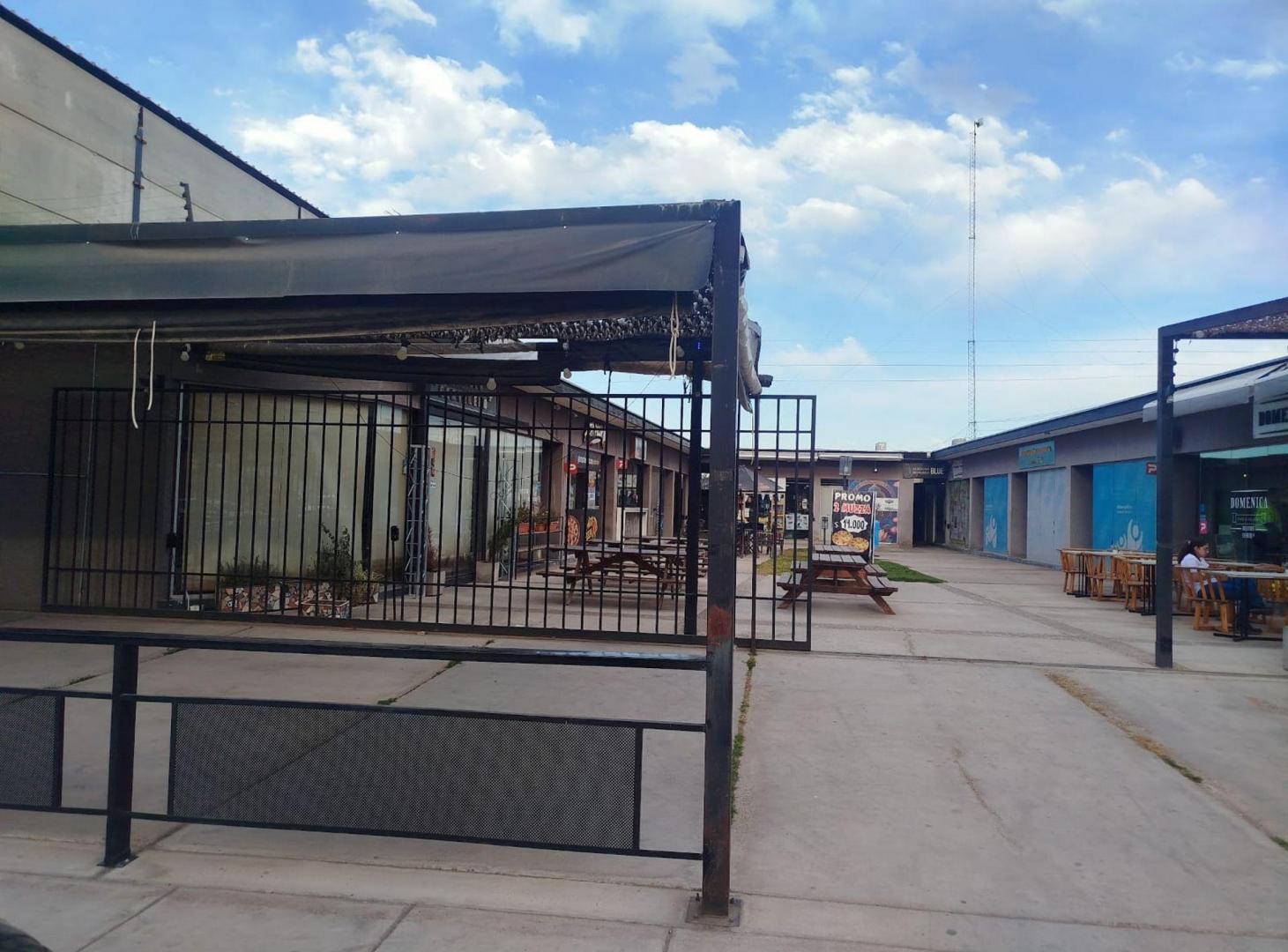 Foto de LOCAL EN VENTA NATANIA 47 LUZURIAGA MENDOZA, imagen 1