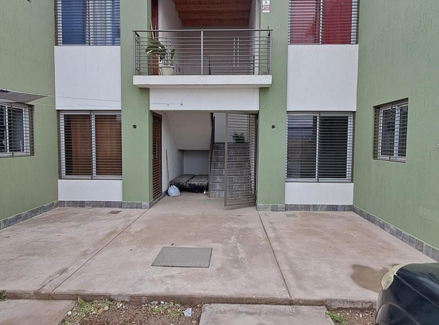 DEPTO PLANTA BAJA ALQUILER - 2 DORM. EN GUAYMALLÉN