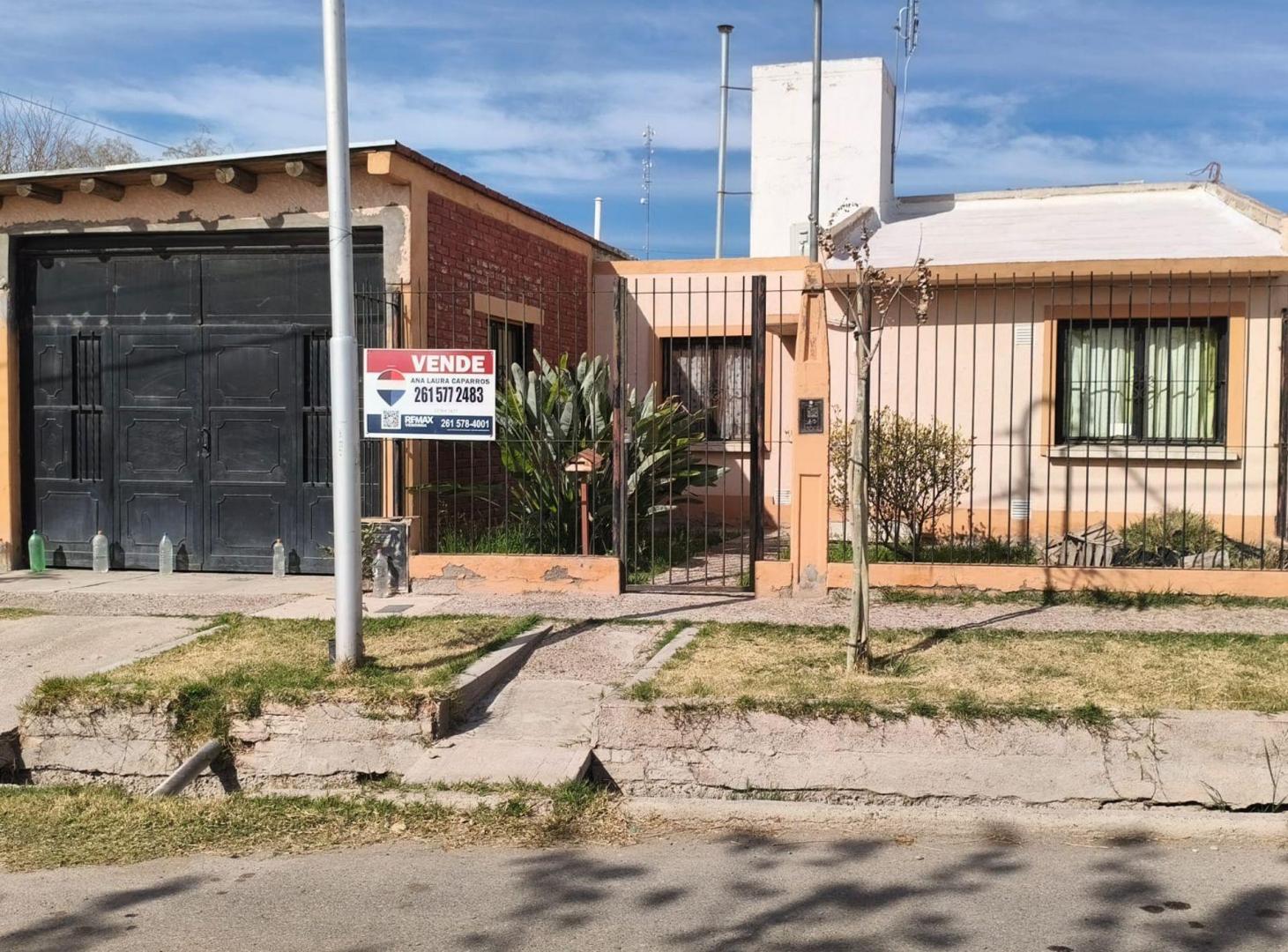 Foto de CASA DOS DORMI, BARRIO PARRALES DE SOEVA, GLLÉN, imagen 1