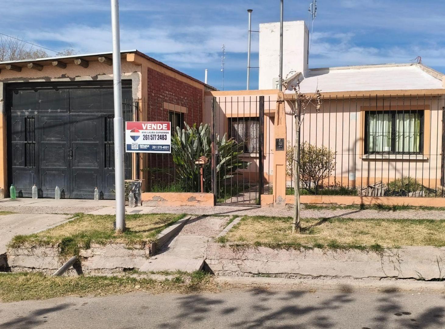 Foto de CASA DOS DORMI, BARRIO PARRALES DE SOEVA, GLLÉN, imagen 4