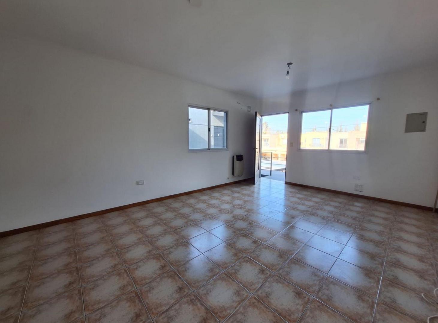 Foto de DEPTO. PRIMER PISO, COMPLEJO PRIVADO GUAYMALLÉN, imagen 4
