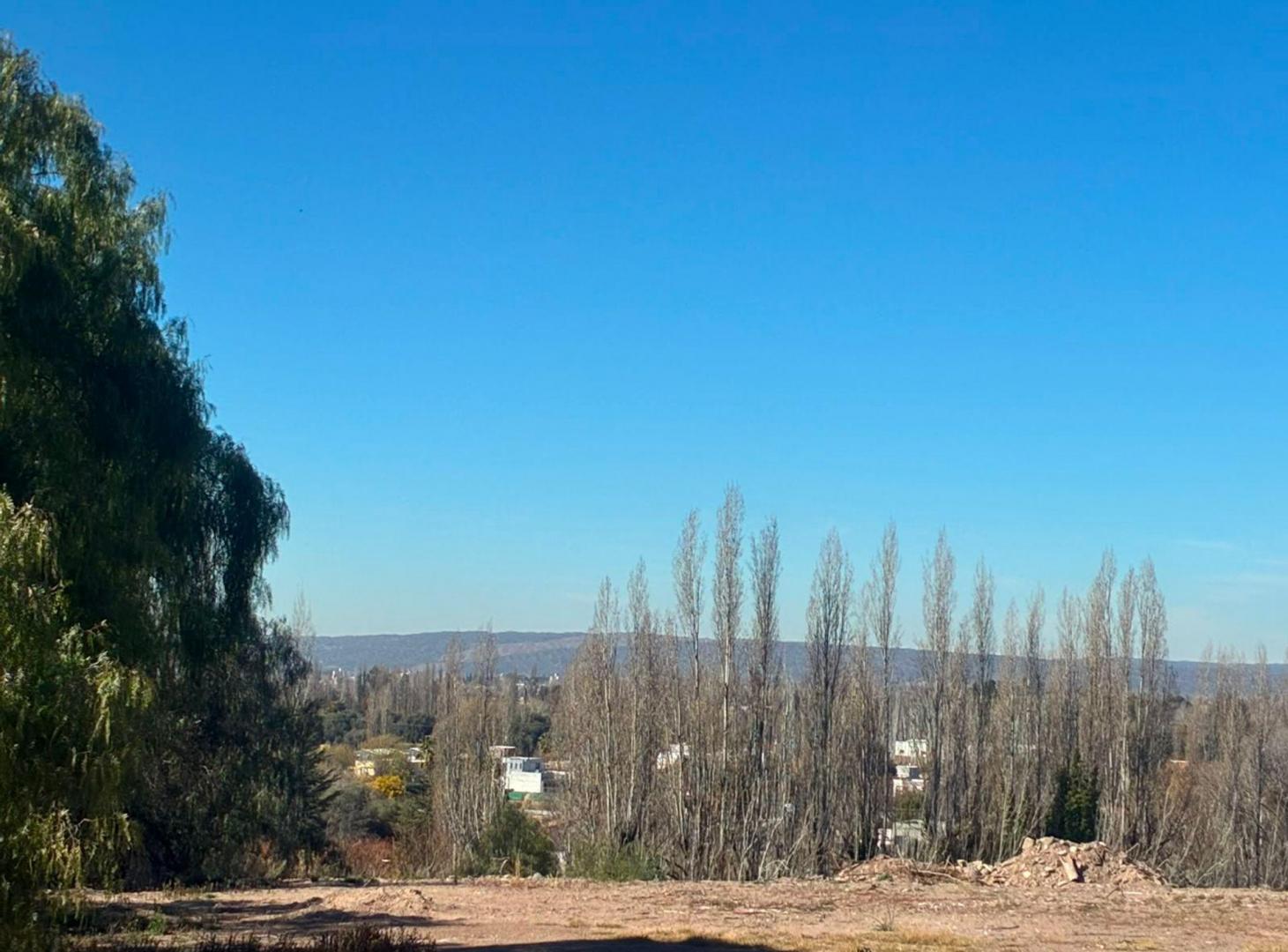 Foto de TERRENO EN VENTA VISTALBA LUJÁN DE CUY0, imagen 2