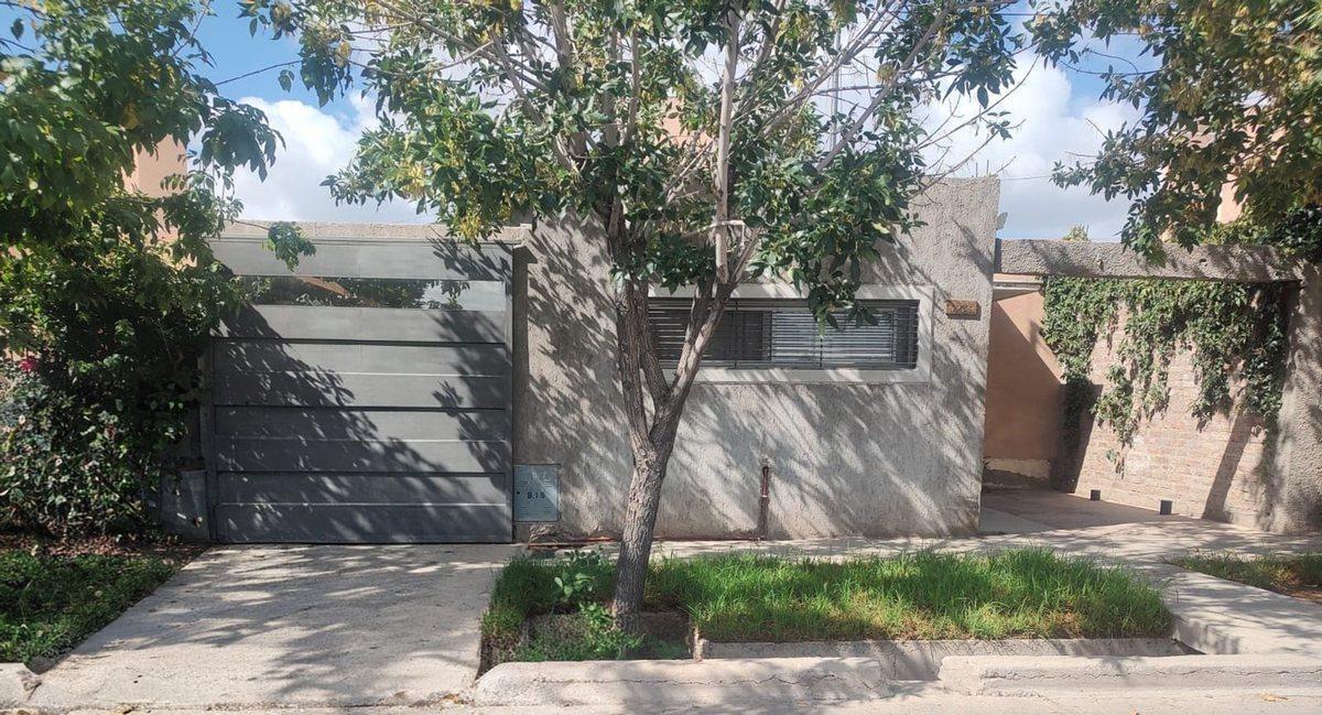Foto de VENTA DE CASA EN GODOY CRUZ- MENDOZA, imagen 1