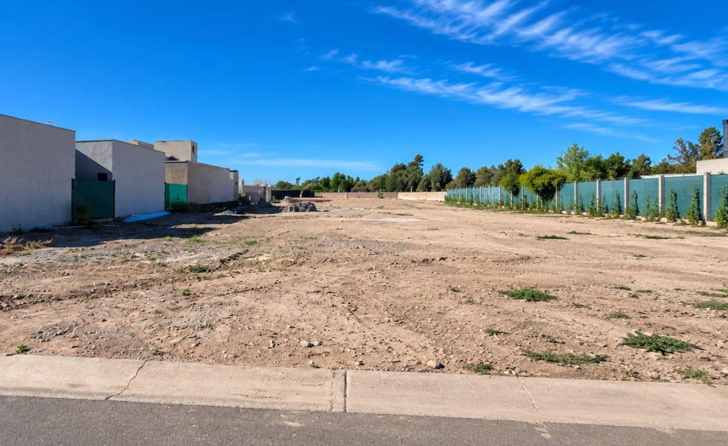 Foto de VENTA DE LOTE 350M2 BARRIO RETAMAS RODEO DEL MEDIO, imagen 2