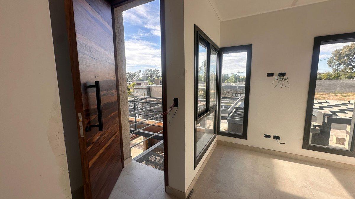 Foto de Venta de Departamento en POZO Godoy Cruz, imagen 5