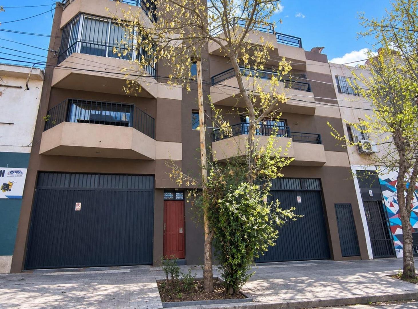 Foto de VENTA DE DEPARTAMENTO PLANTA ALTA CORONEL DORREGO, imagen 1