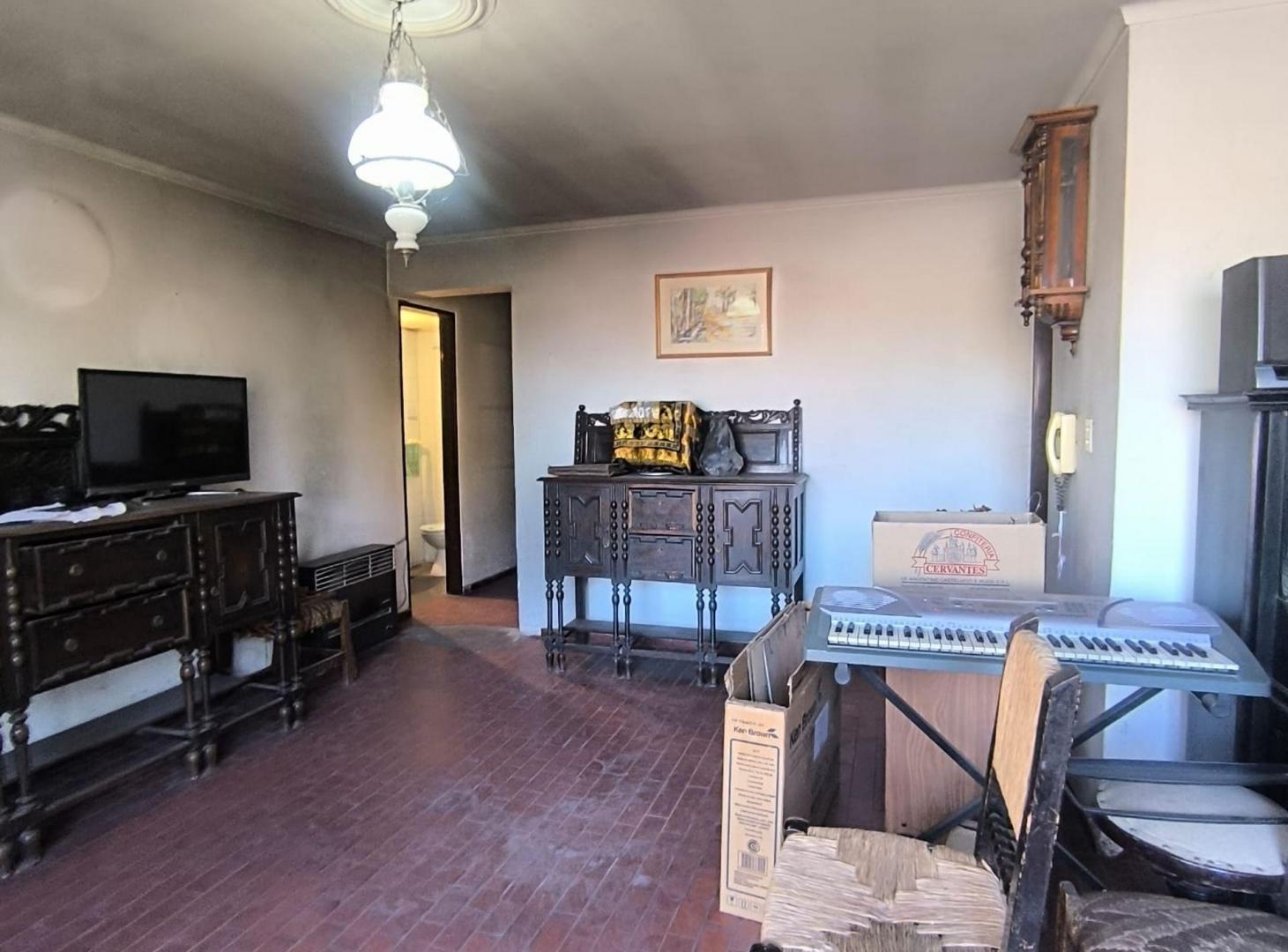 Foto de VENTA DE DEPARTAMENTO PLANTA ALTA CORONEL DORREGO, imagen 3