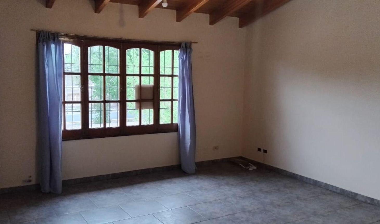 Foto de DEPTO EN ALQUILER 2 DORM. CON COCHERA - LAS HERAS, imagen 3