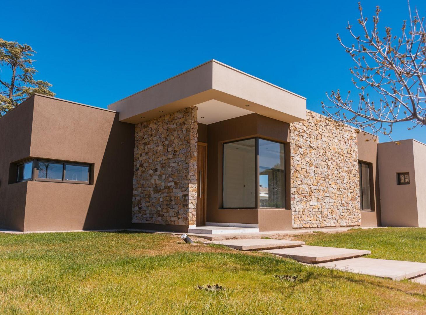 Foto de CASA EN VENTA BARRIO PRIVADO YRIGOYEN, imagen 2
