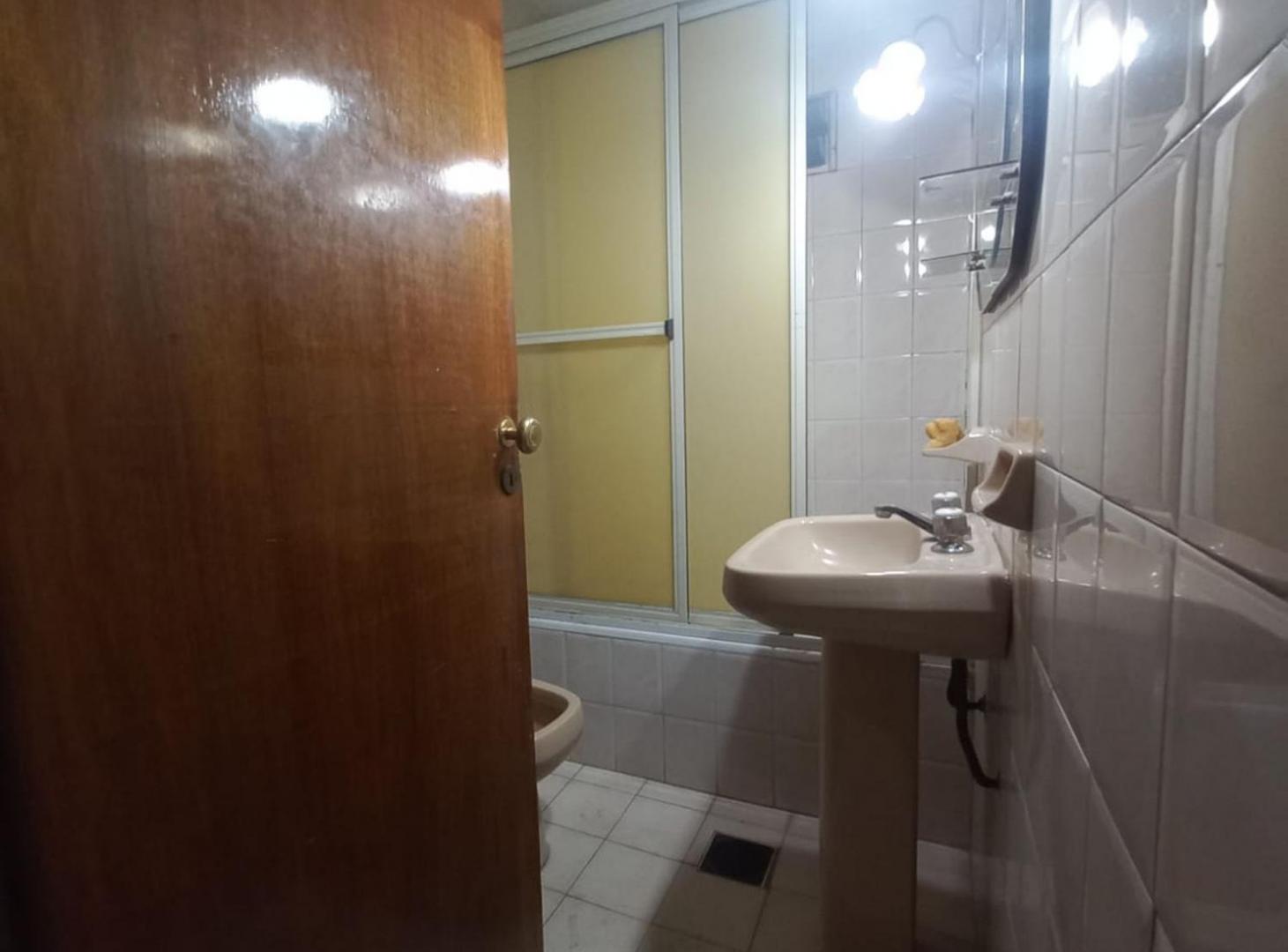 Foto de REMAX ALQUILA DEPTO EN LA SEXTA MENDOZA, imagen 3