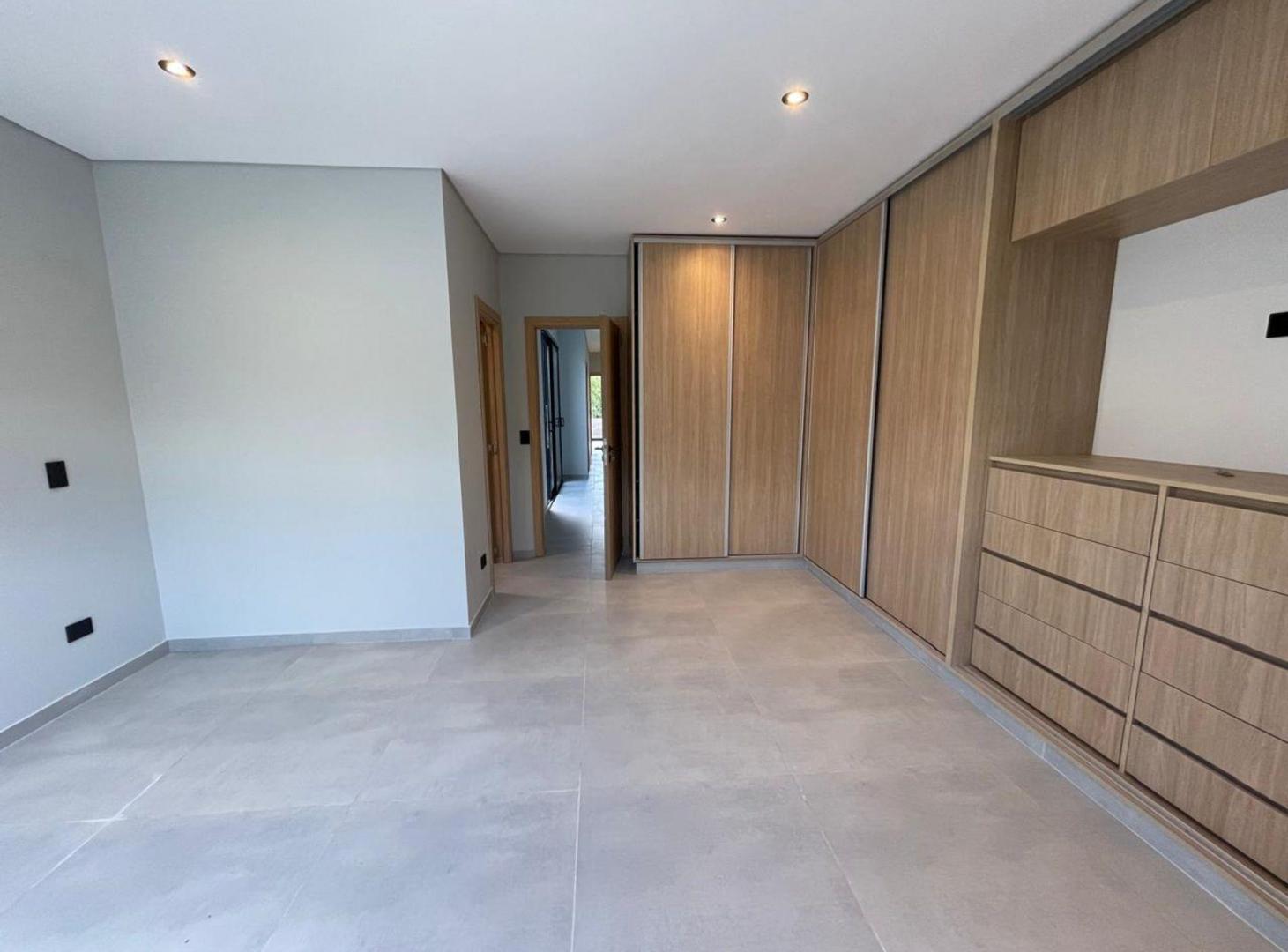 Foto de REMAX VENDE CASA EN LAS CANDELAS 1 LUJAN MENDOZA, imagen 3
